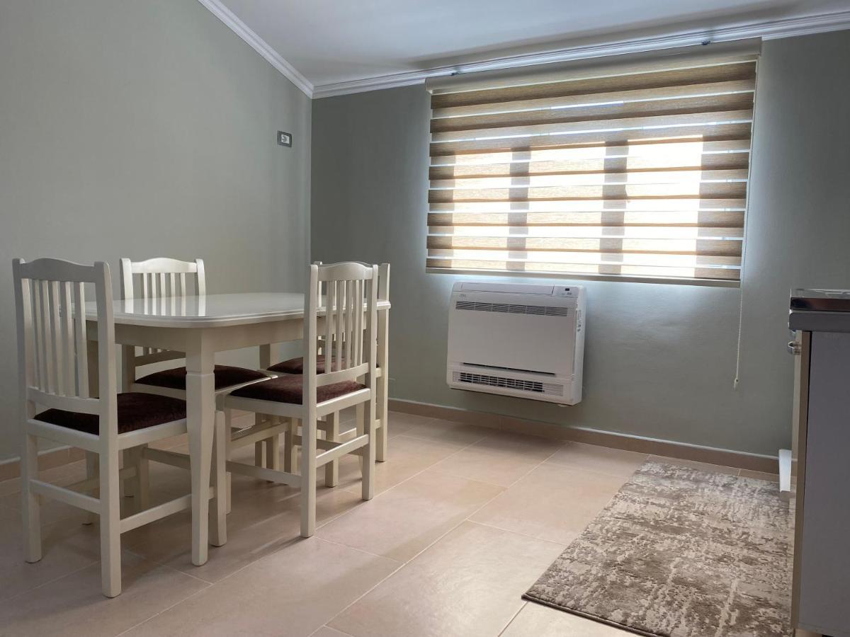 Cozy Guesthome Korce Exterior photo